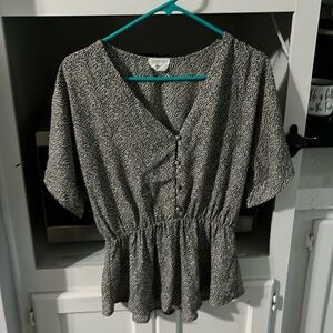 Beige with black speckled spots, polyester, material size medium elastic waist